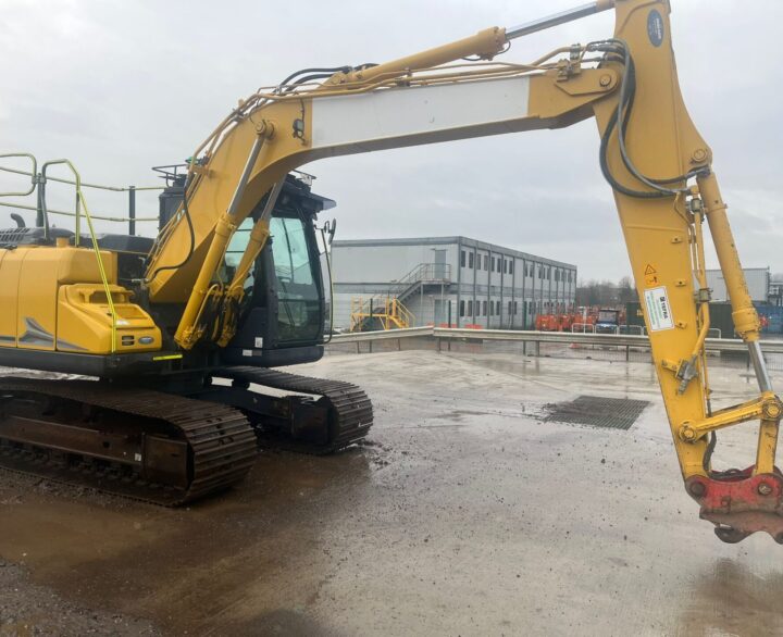 Kobelco SK130LC-11 - Crawler excavators