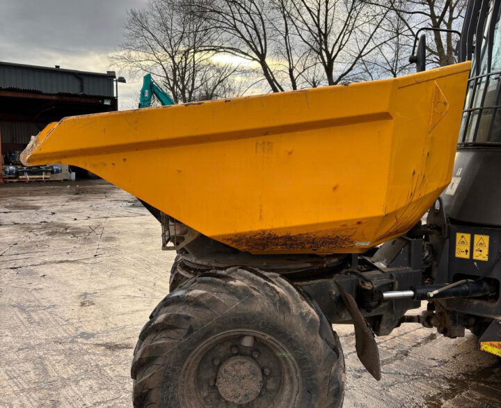 Mecala 6sMDX Swivel Skip - Dumpers