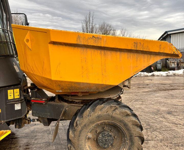 Mecalac 6sMDX Swivel Skip - Dumpers