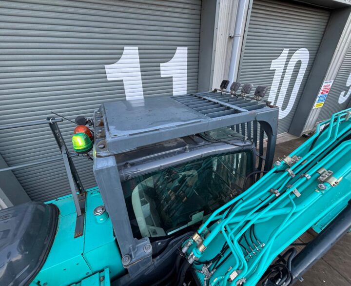 Kobelco SK210LC-10 - Crawler excavators