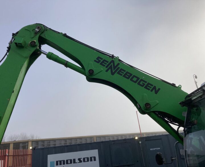 Sennebogen 817E - Material handlers