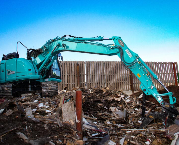 Kobelco SK230SRLC-5E - Crawler Excavators