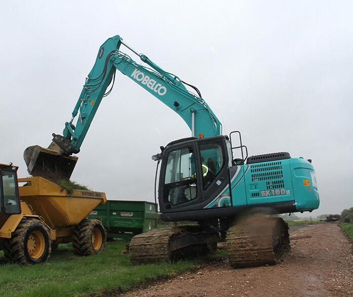 Kobelco SK180LC-10E - Crawler Excavators