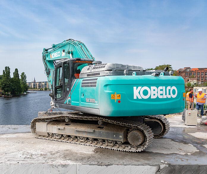 Kobelco SK300LC-10E - Crawler Excavators