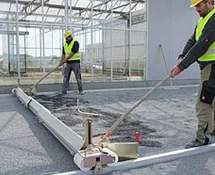 Telescopic Screeding System - Handling & Laying