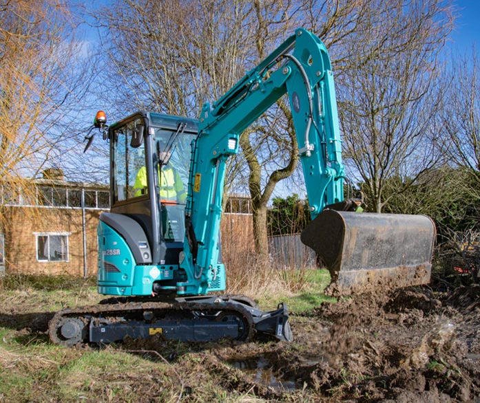 Kobelco SK25SR-6E