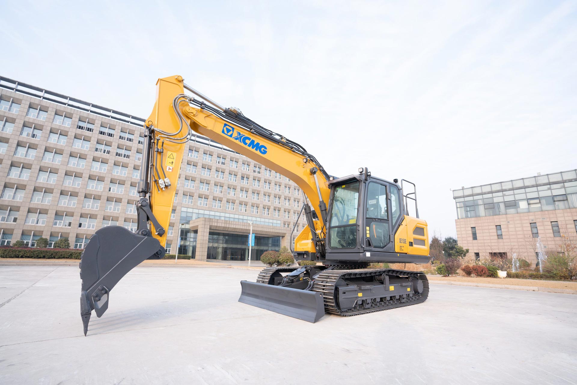 XCMG XE150E - Crawler Excavators