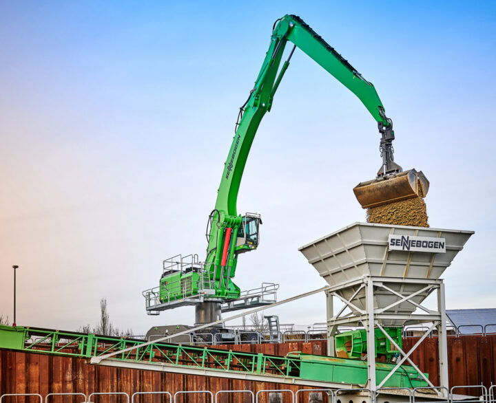 Sennebogen 865E Hybrid - Bulk Material Handling