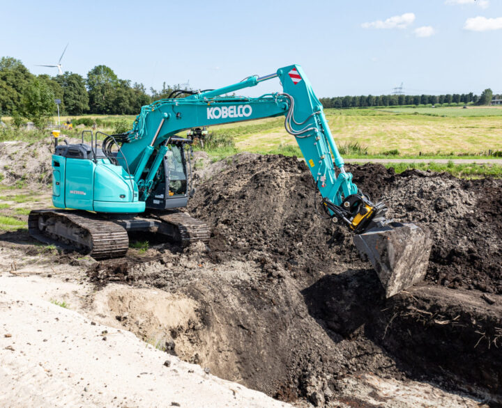 Kobelco SK230SRLC-7