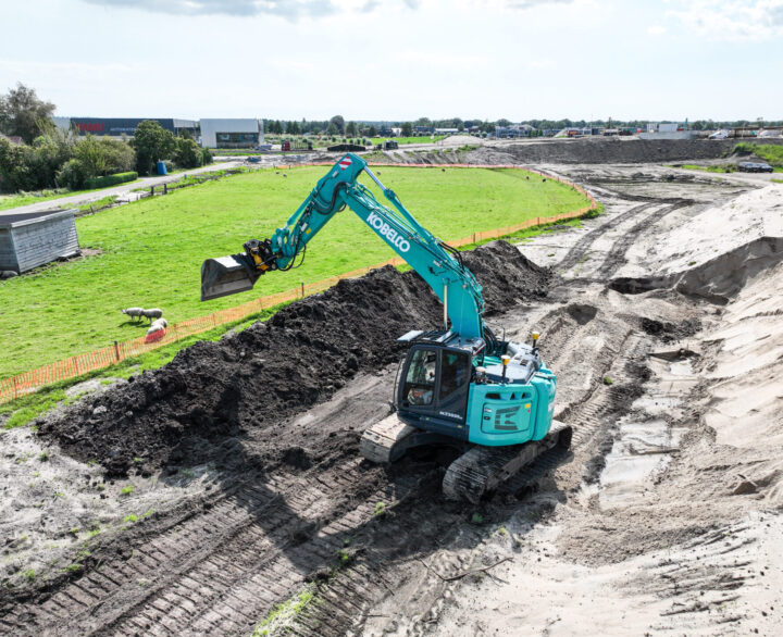 Kobelco SK230SRLC-7 - Crawler Excavators