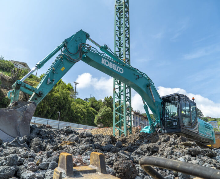 Kobelco SK260LC-11E